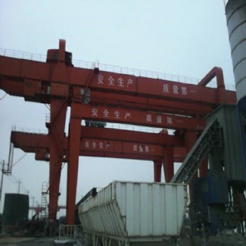 蘇州市，二手起重機械回收公司，園區行車整場回收包拆除