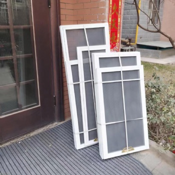 太原換紗窗，定做紗門(mén)，太原定做紗窗電話(huà)，平開(kāi)改上懸窗