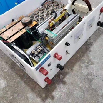 電如何選擇魚機種類海水吸魚機咸水脈沖魚機邱國現后極咸淡水逆變器