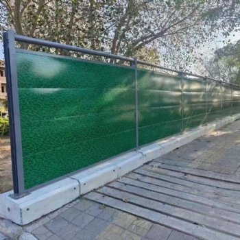 裝配式鋼結(jié)構(gòu)圍擋 工地施工隔離圍蔽板c類工字鋼圍欄