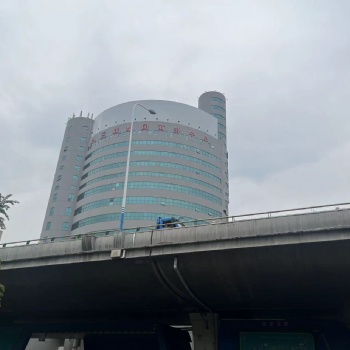 濟南戶外墻體燈箱酒水行業(yè)投放的優(yōu)勢廣告媒體