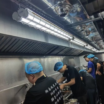深圳鑫旺酒店飯店酒樓餐廳商用不銹鋼廚房設備生產廠家供應