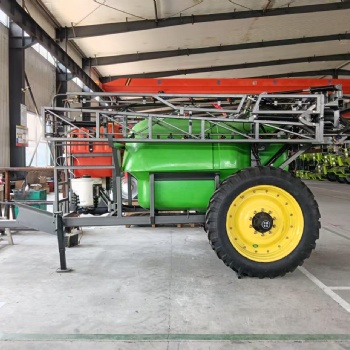 華璽3WPQ-4000牽引式噴桿噴藥機(jī)自走式玉米打藥機(jī)